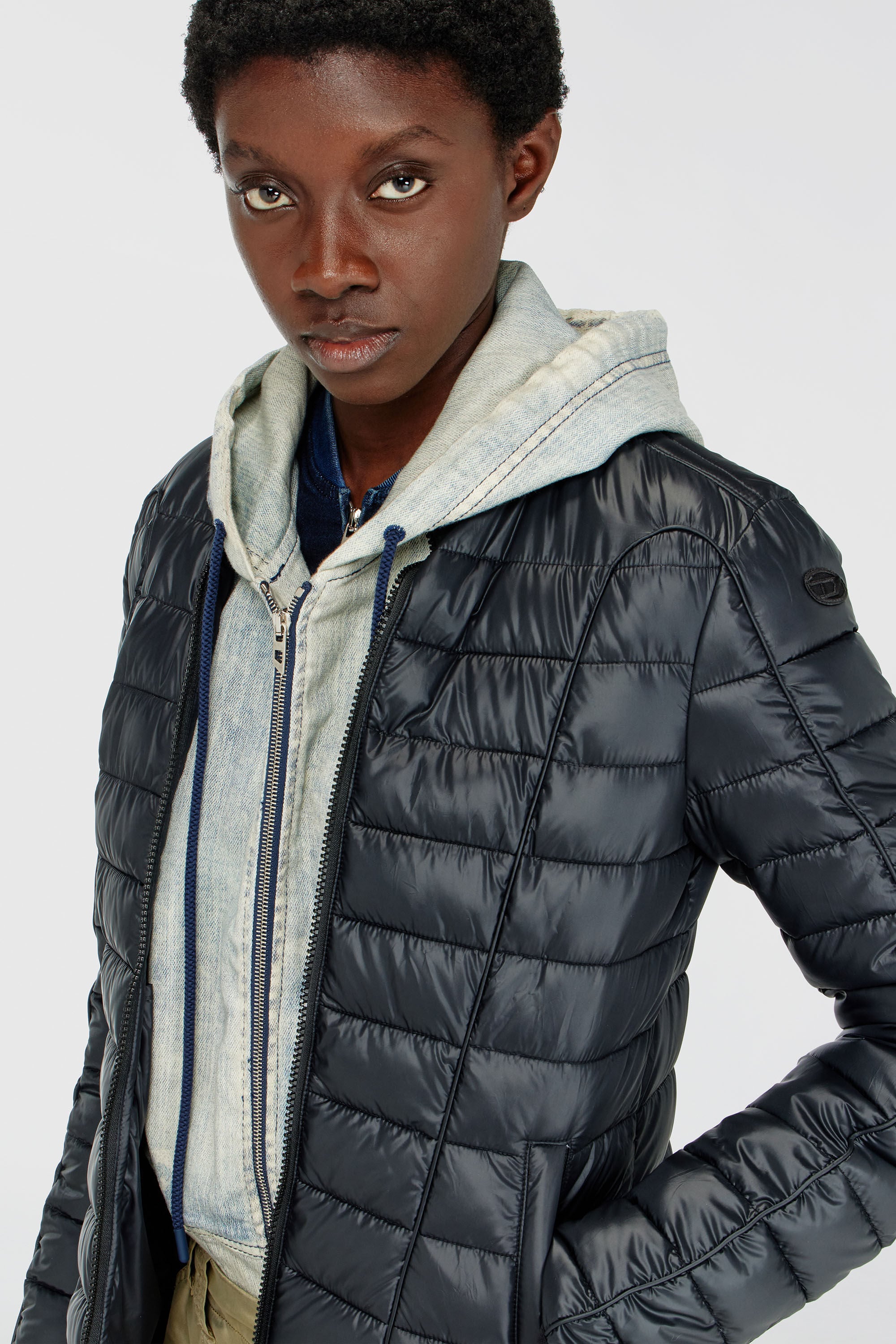 Diesel - W-PILOT-FEM, Woman's Puffer jacket with biker details in Black - 5