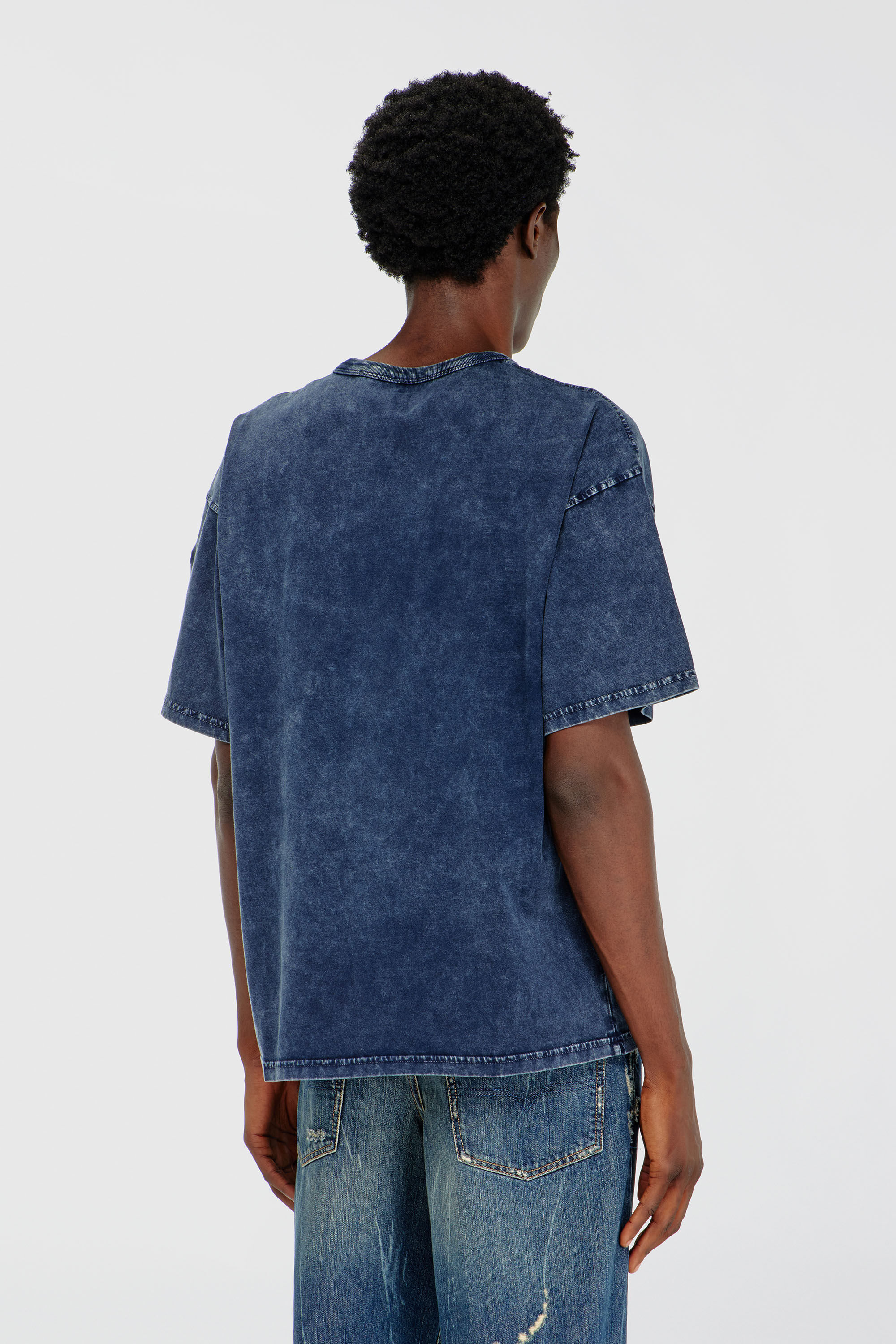 Diesel - T-BOXT-DEN, Man's Relaxed cotton T-shirt with Oval D applique in Medium blue - 4