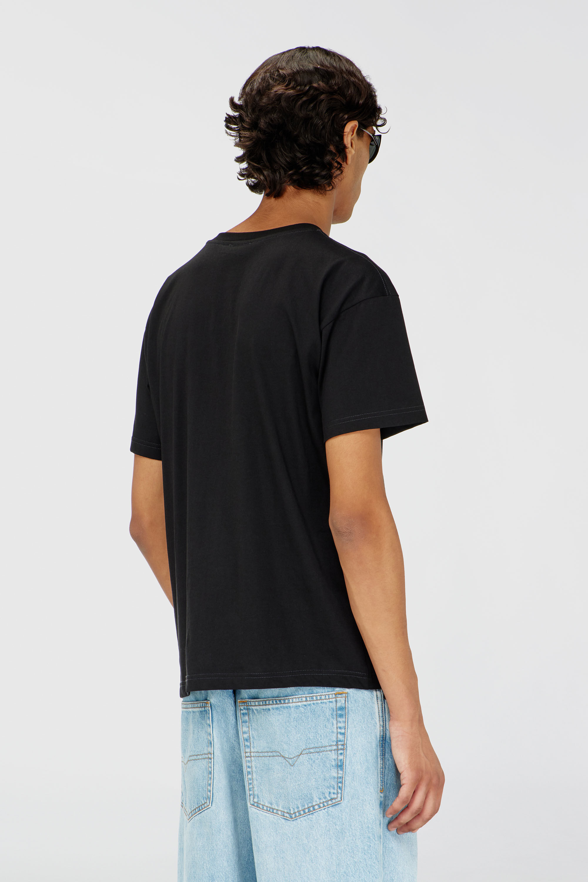 Diesel - T-NORM-PIPING, Man's T-shirt with contrast piping in Black - 4