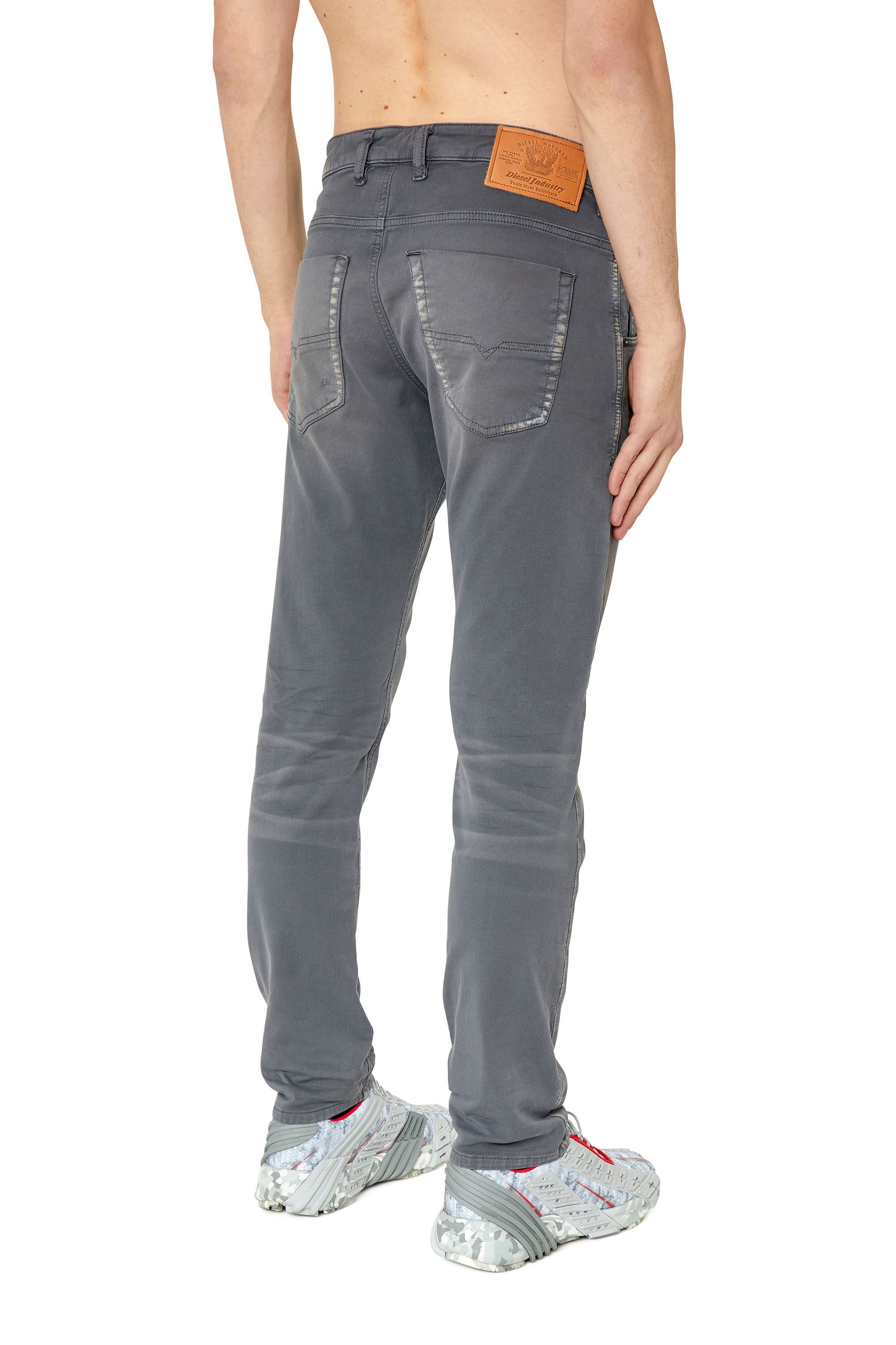 Diesel - Krooley JoggJeans® 09E98 Tapered, Light Grey - Image 4