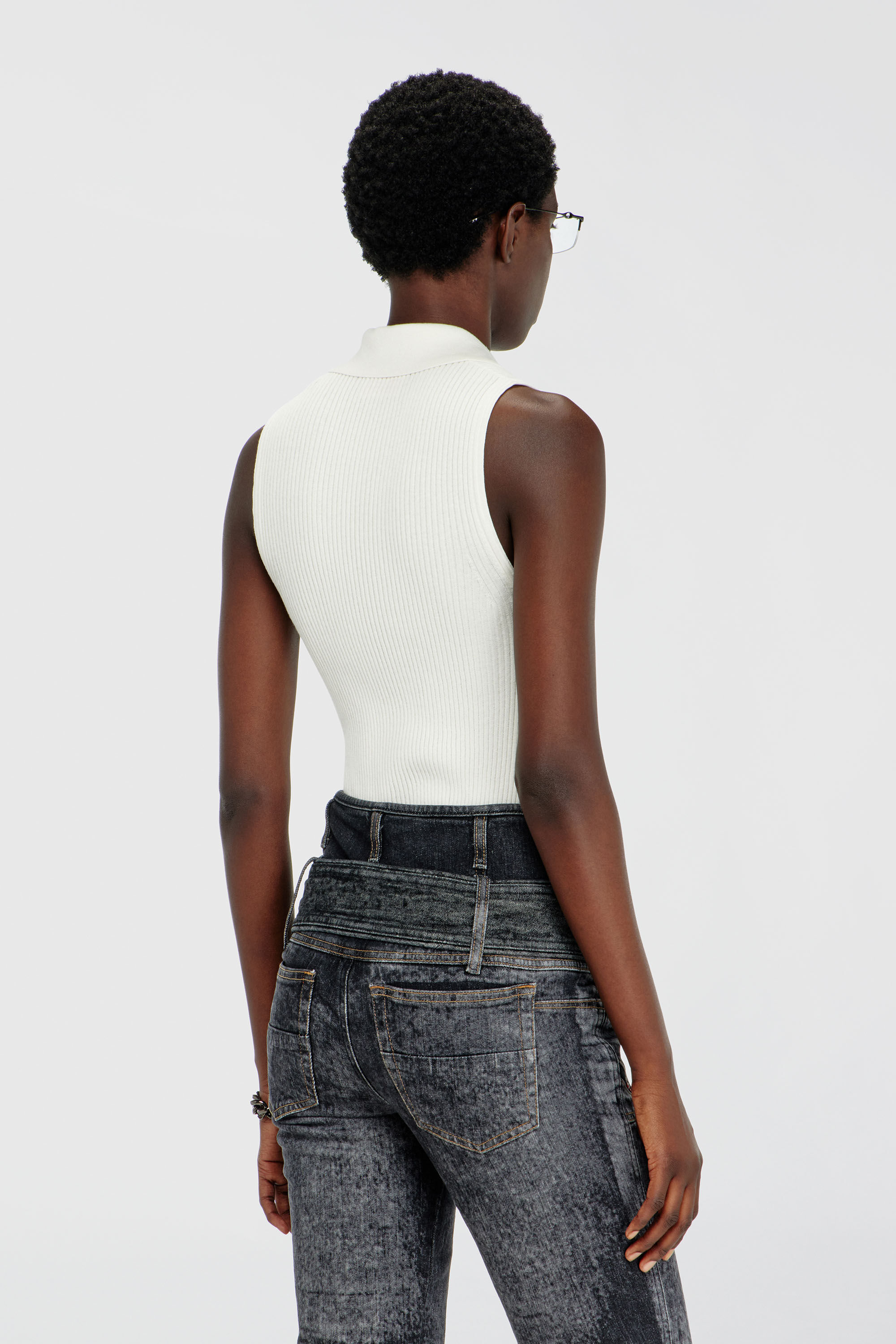 Diesel - M-LILITA, Woman's Sleeveless rib-knit polo top in silk blend in White - 4