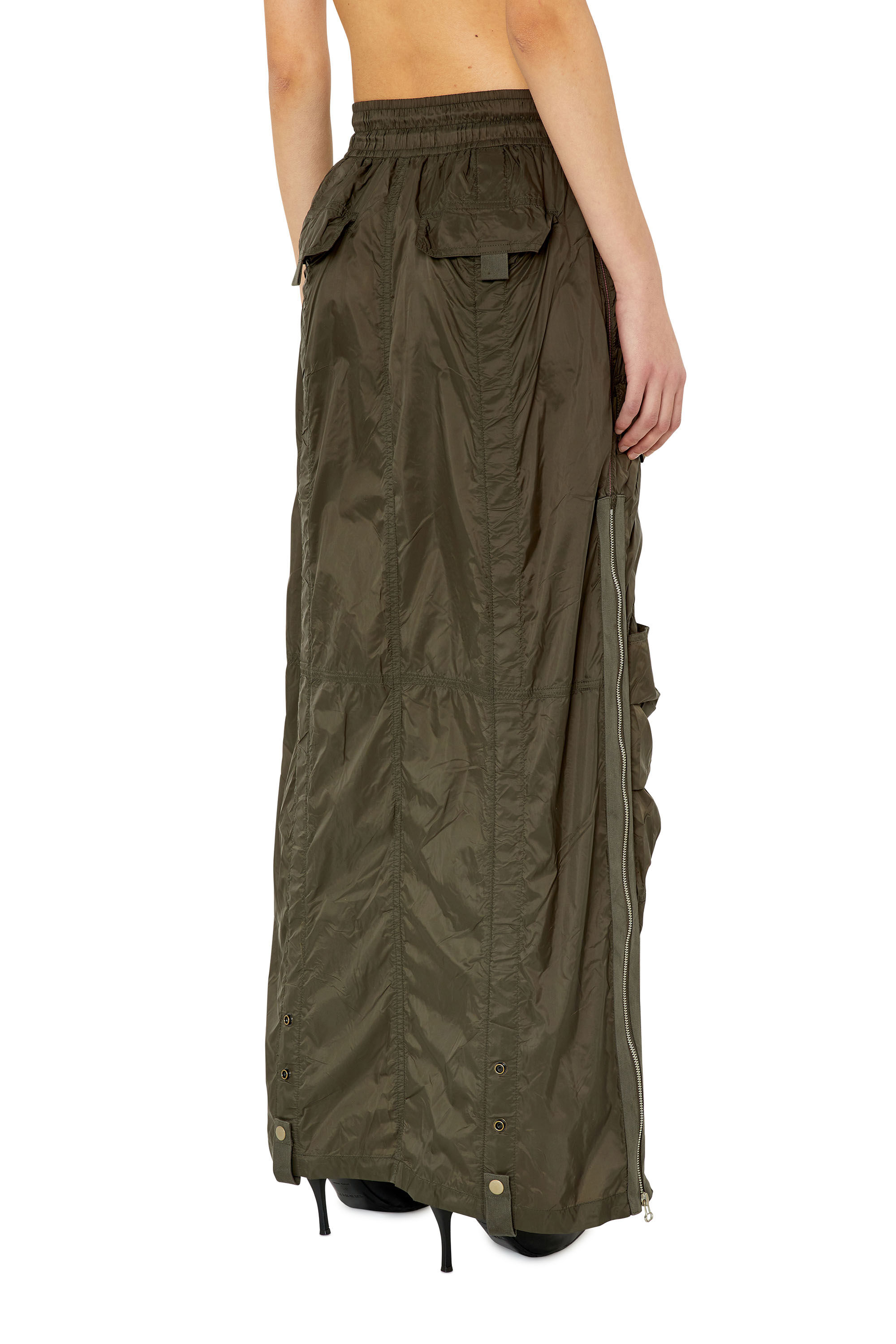Diesel shop utility skirt
