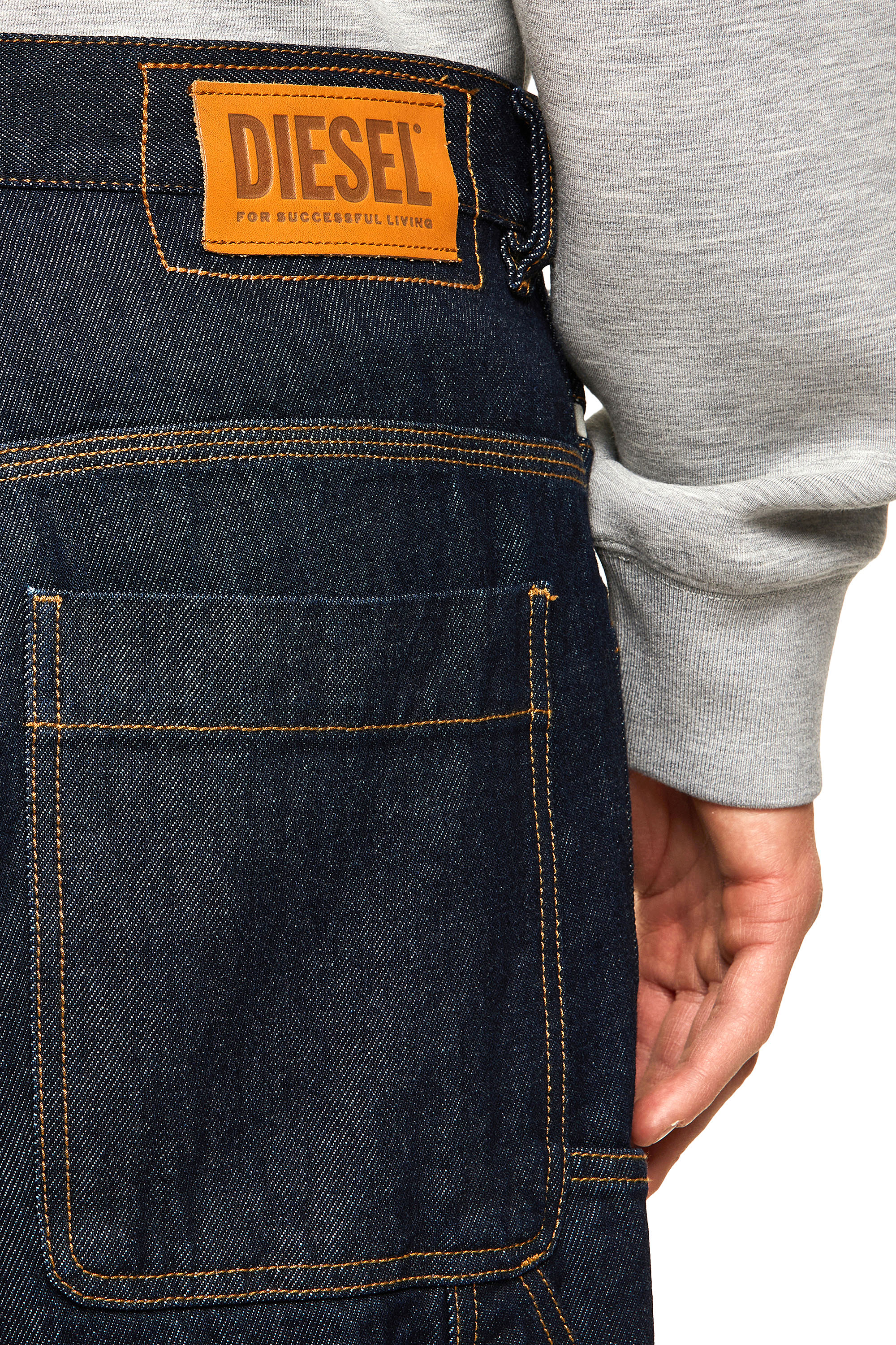 d pocket jeans