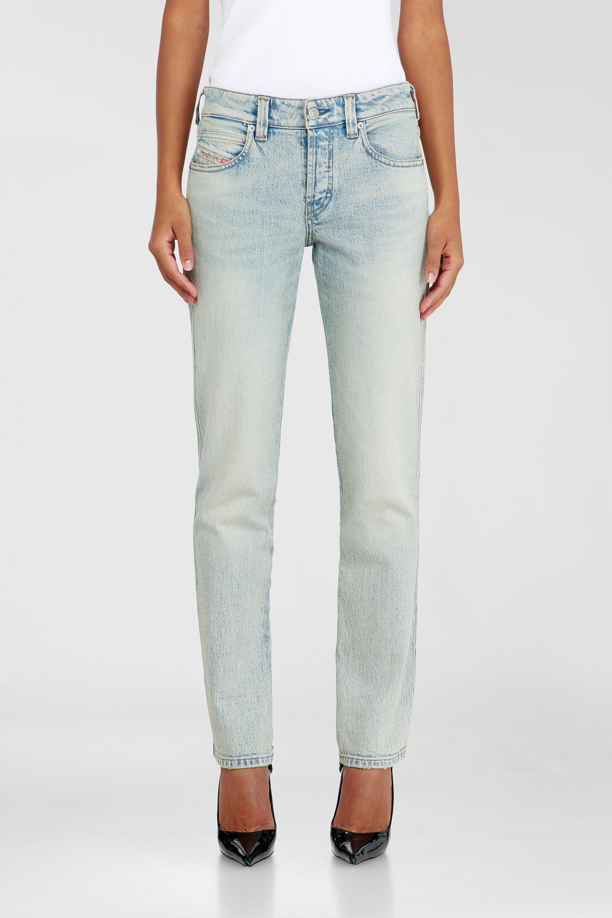 Diesel - Woman's Slim Jeans 1992 D-Jiann 0KBBK, Light Blue - 4
