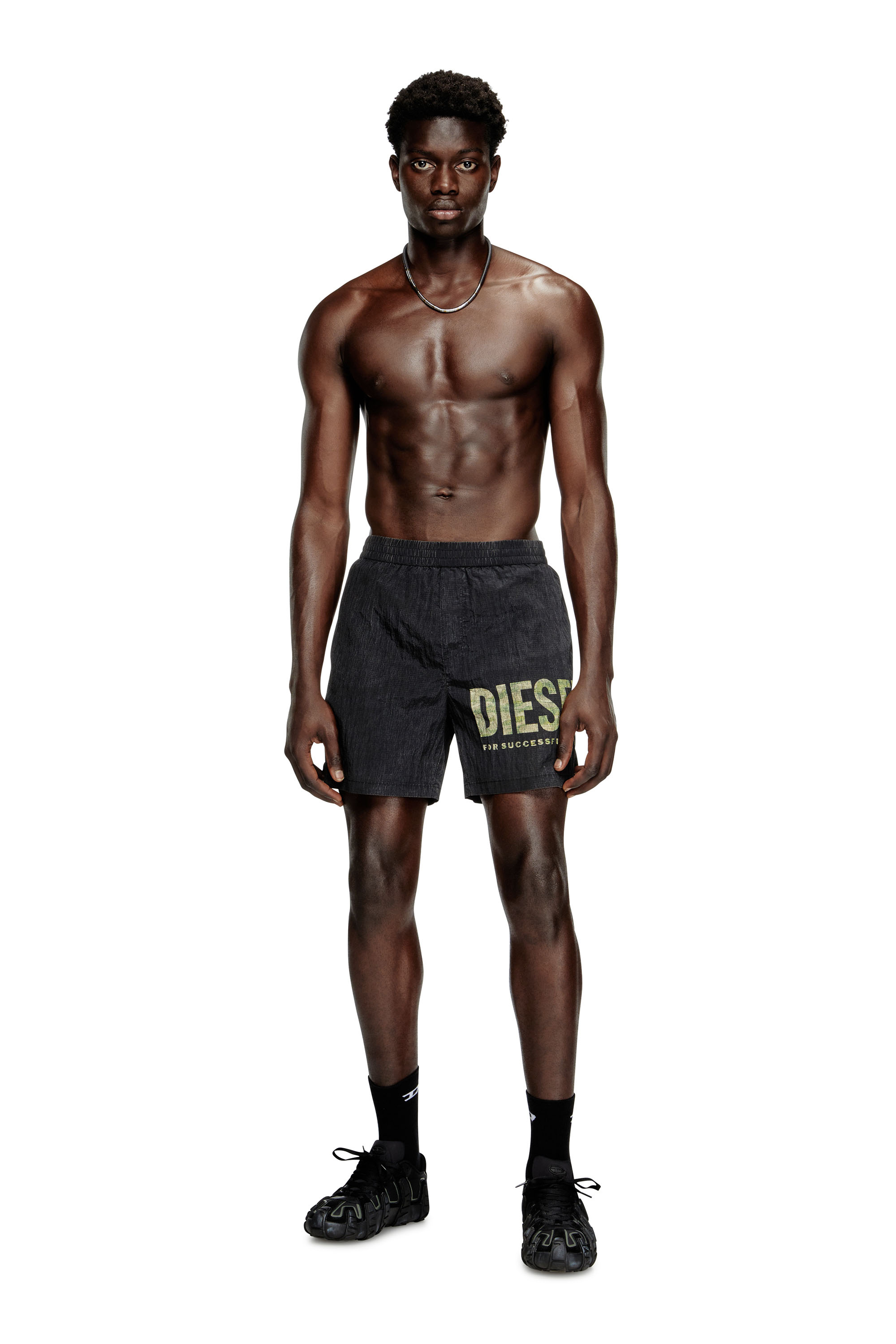 Diesel - RIO-41-UTLT, Man's Mid-length swim shorts in camo ripstop in Black/Green - 2