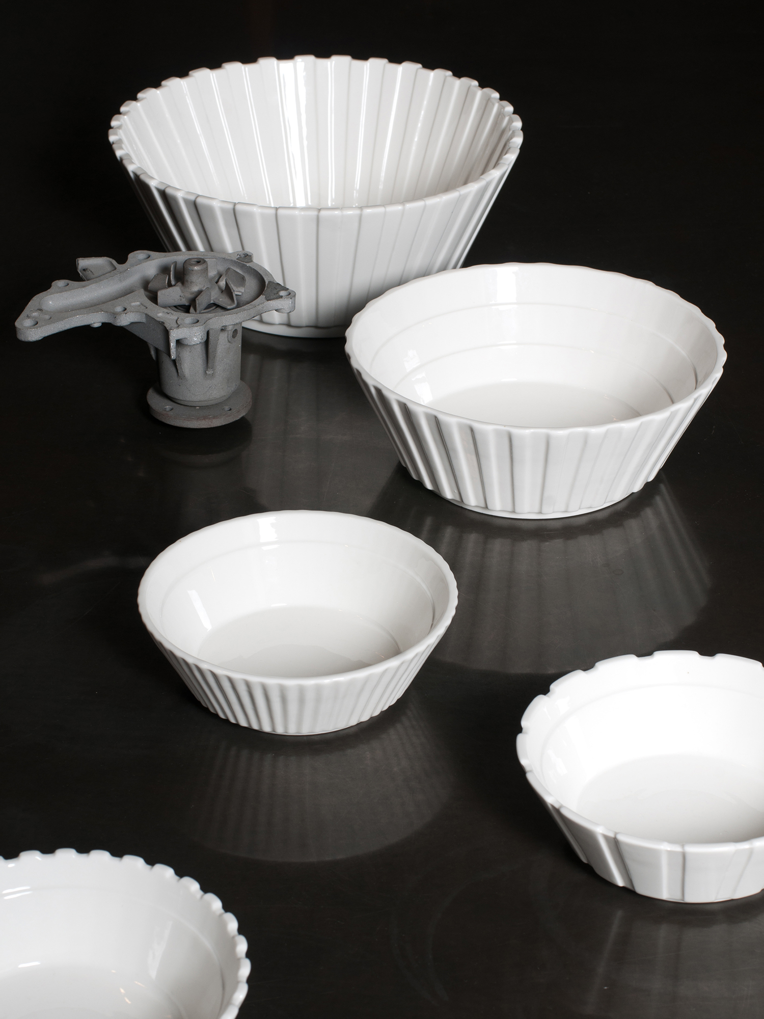 Diesel - 10983 MACHINE COLLEC, Unisex's Porcelain fruit bowl, ø cm 16,3 / 6.4" in White - 4