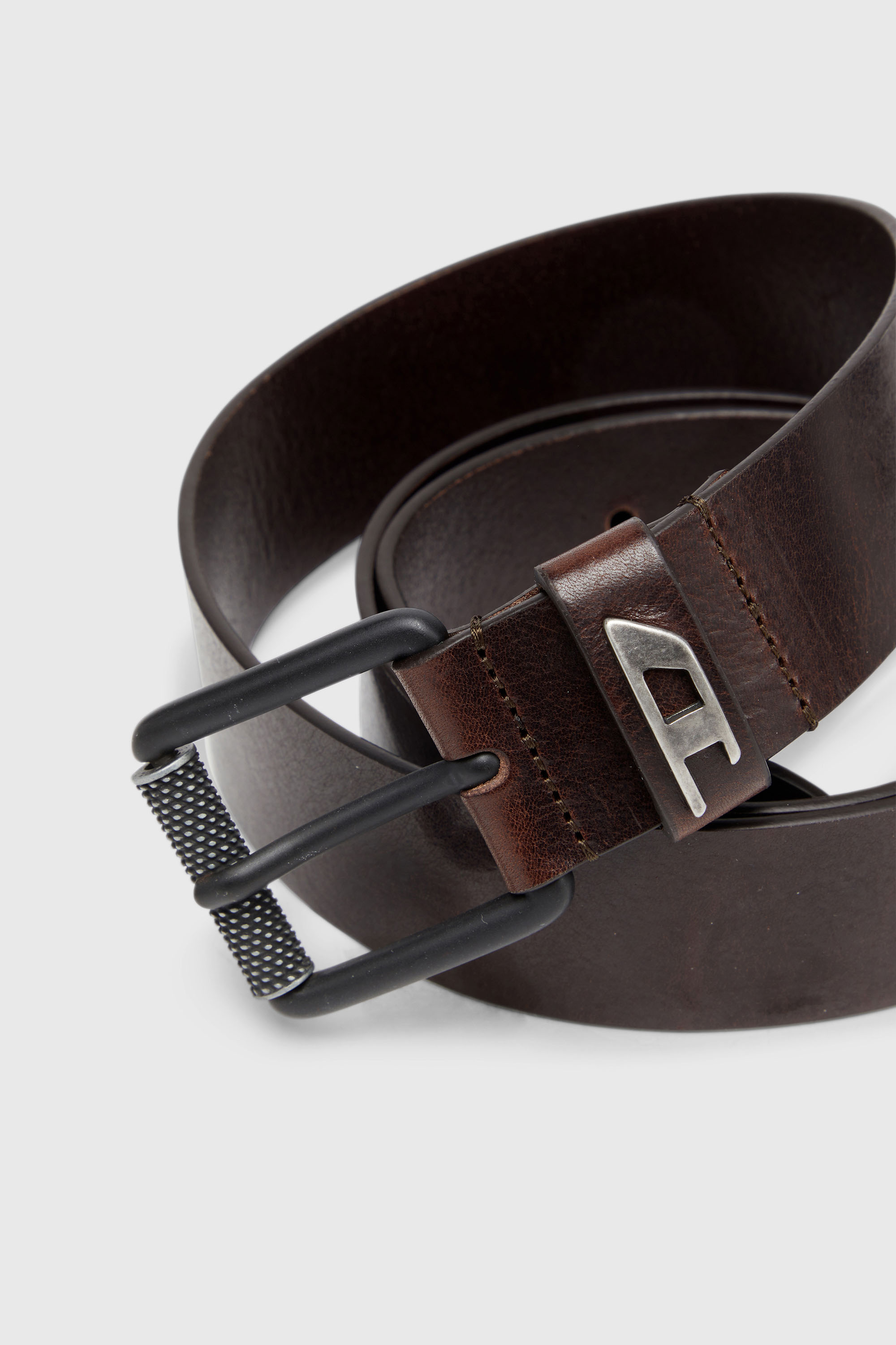 Diesel - B-DAVE II, Man's 3.5cm shiny leather belt with logo loop in Brown - 3
