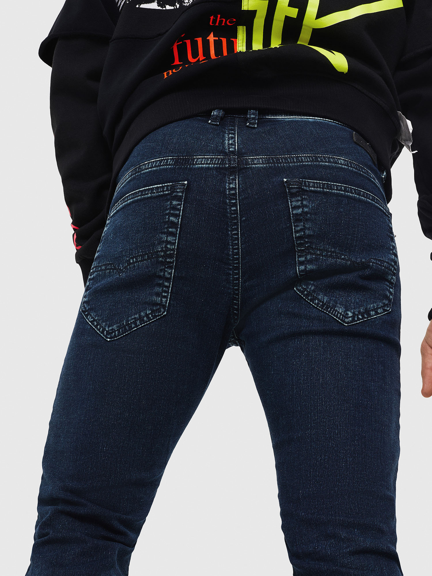 THOMMER CB JOGGJEANS 8880V Men: Slim Dark blue Jeans | Diesel