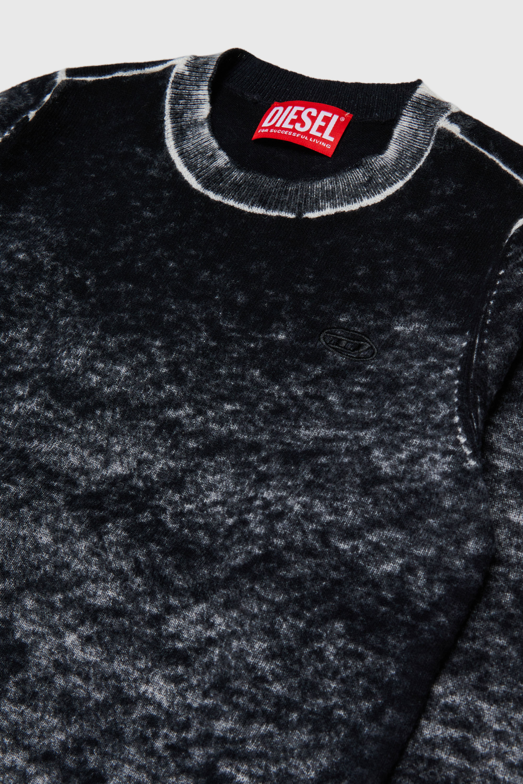Diesel - KJEMR, Man's Wool-blend sweater with irregular colour effect in Black - 3