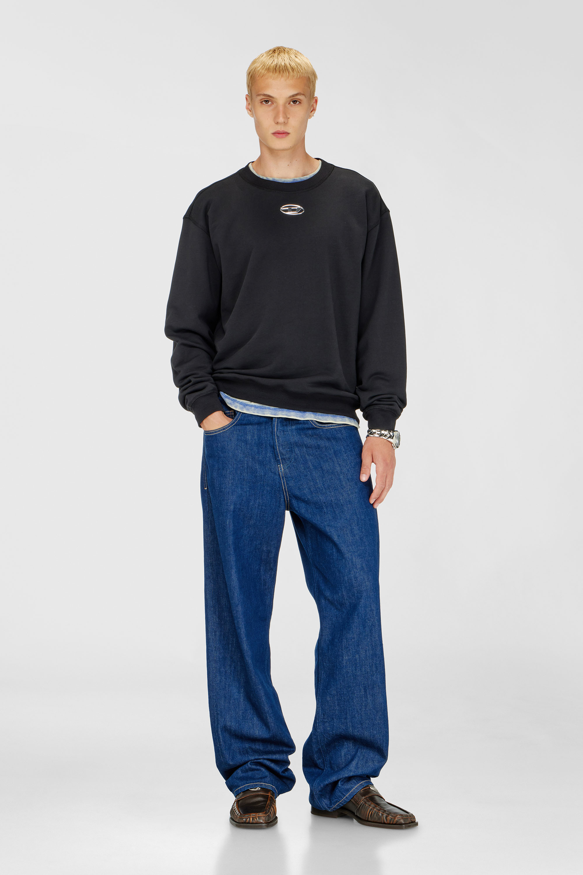 Regular sweatshirt with metallic Oval D