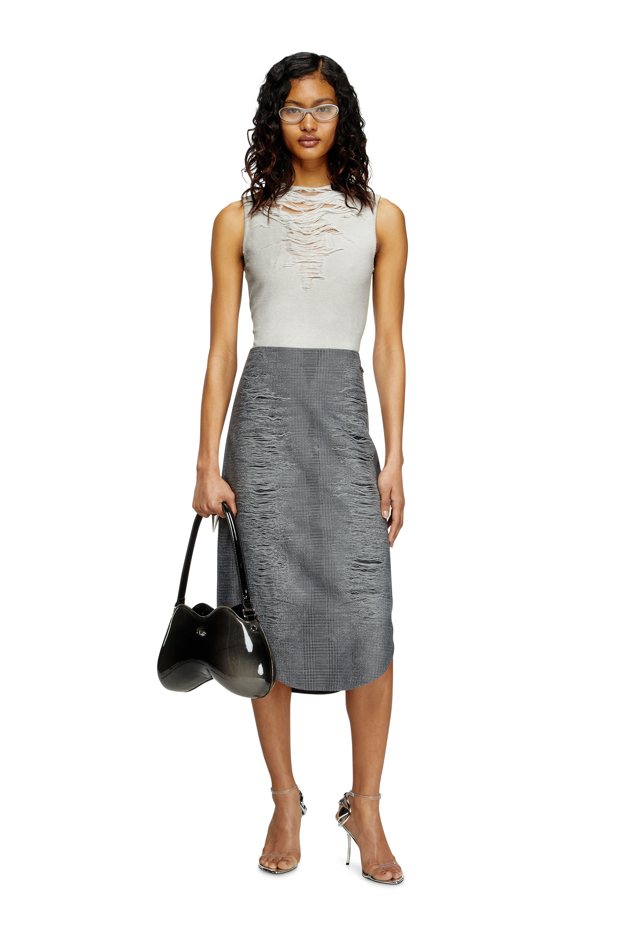 Diesel - O-TAVY, Woman's Checked skirt with distressed effect in Grey - 2