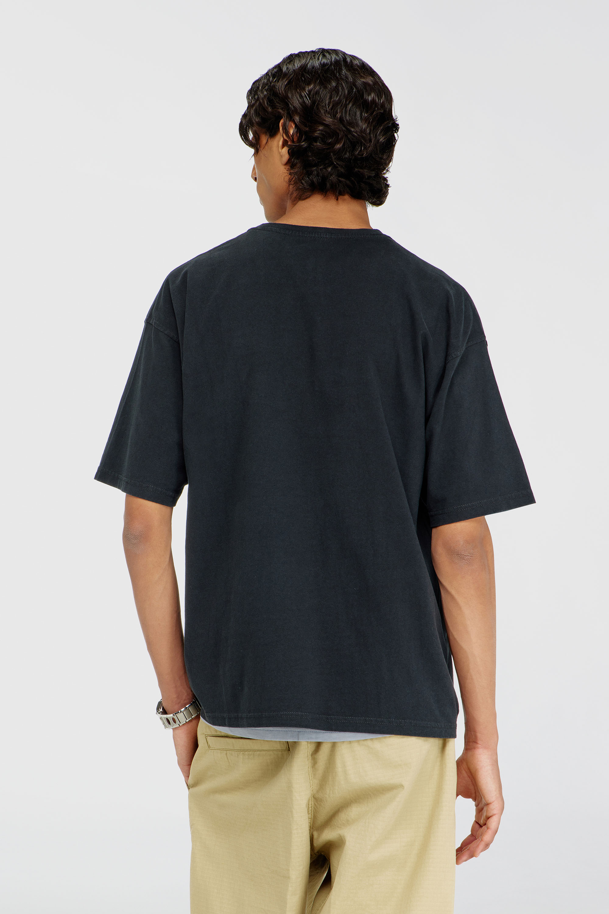 Men's T-shirt with distressed flocked logo | Black | Diesel LU