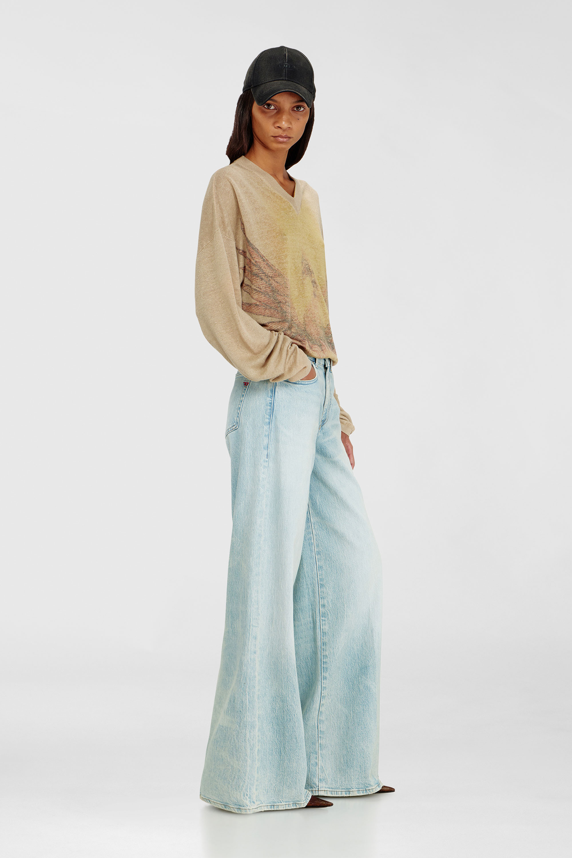 Diesel - Woman's Flare Jeans 1978 D-Akemi 0KBBX, Light Blue - 2