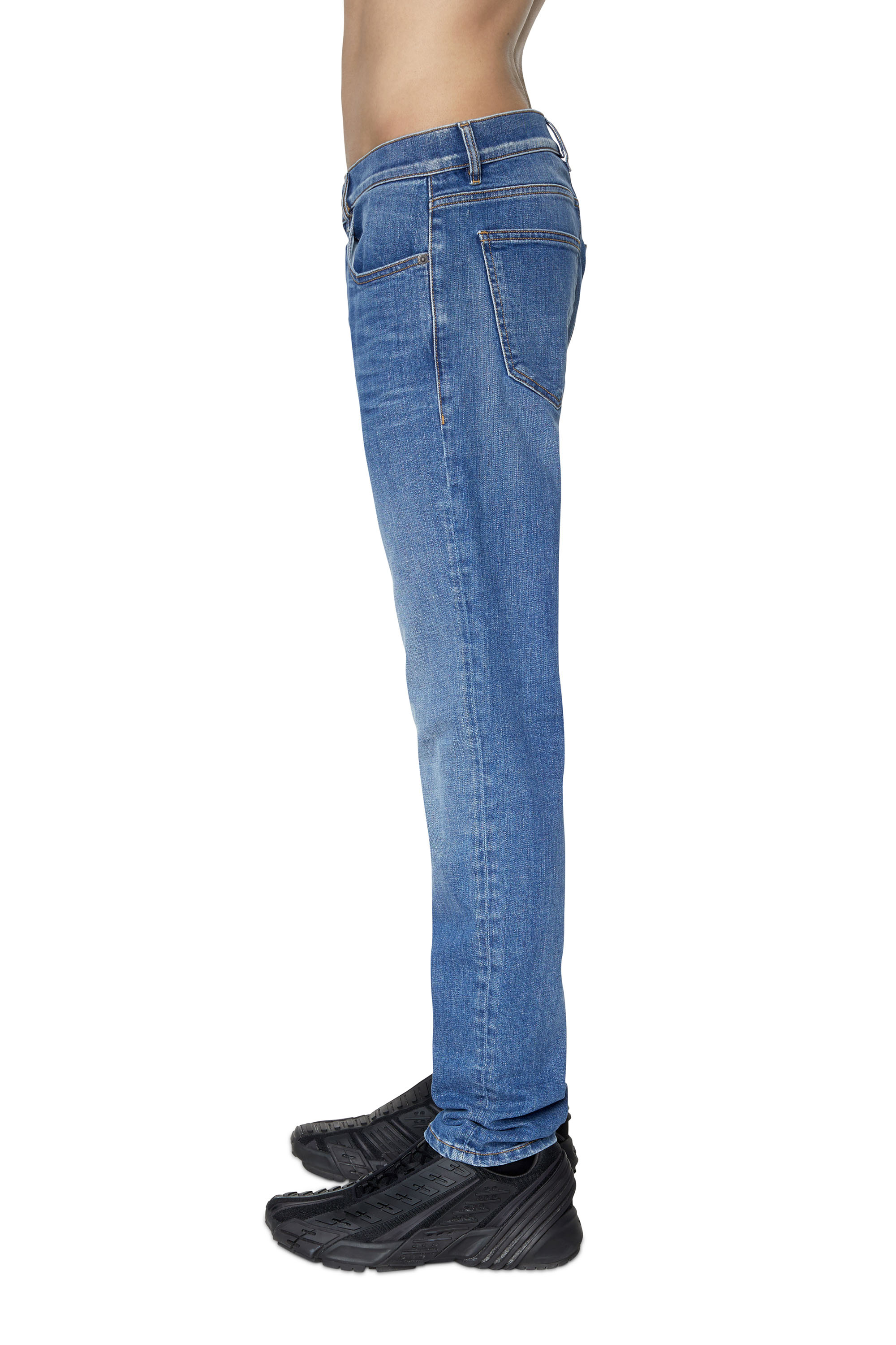 Diesel - 2019 D-STRUKT 09D47 Slim Jeans, Medium blue - Image 4