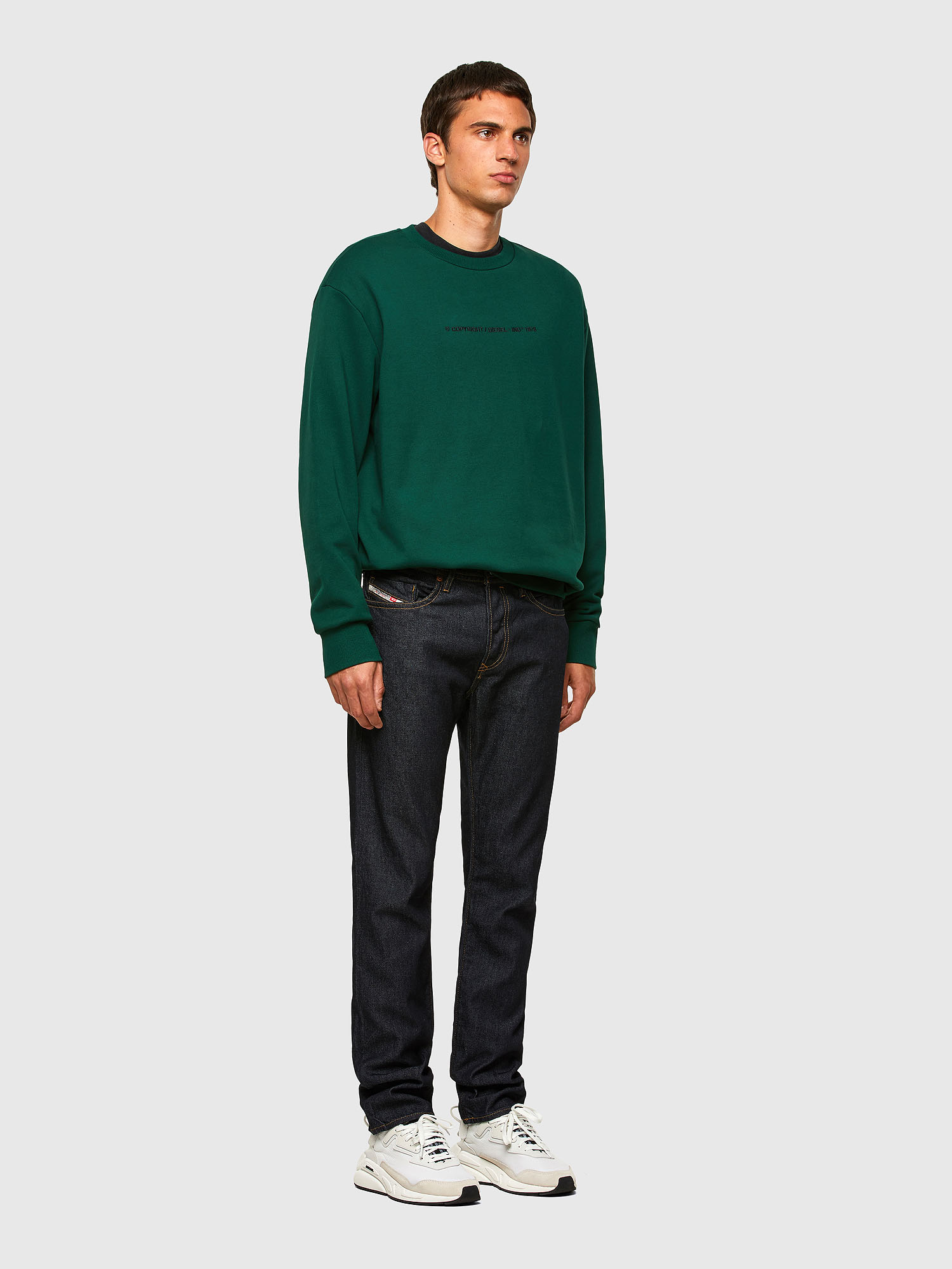Buster 009hf Man Tapered Dark Blue Jeans Diesel