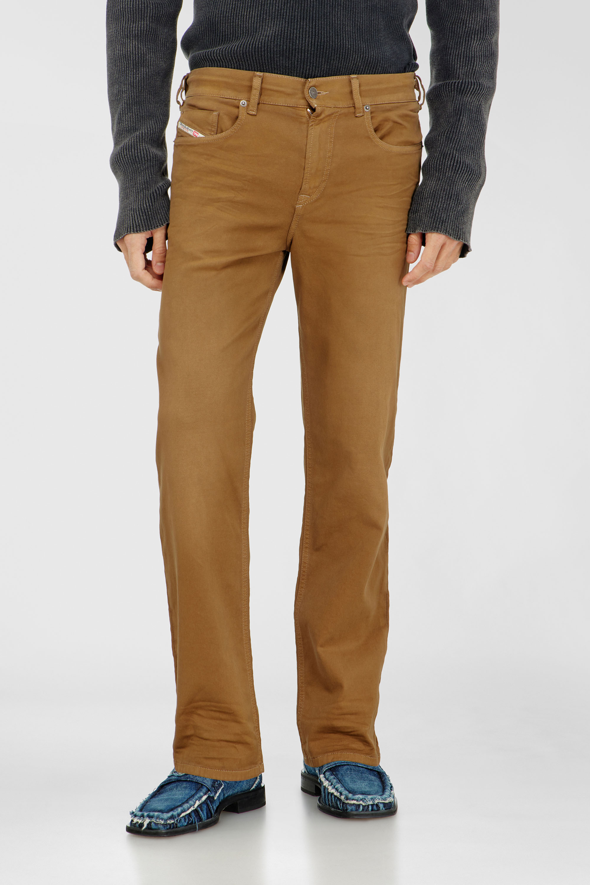 Diesel - Man's Regular 2090 D-Veekley Joggjeans&reg; 0670M, Brown - 2
