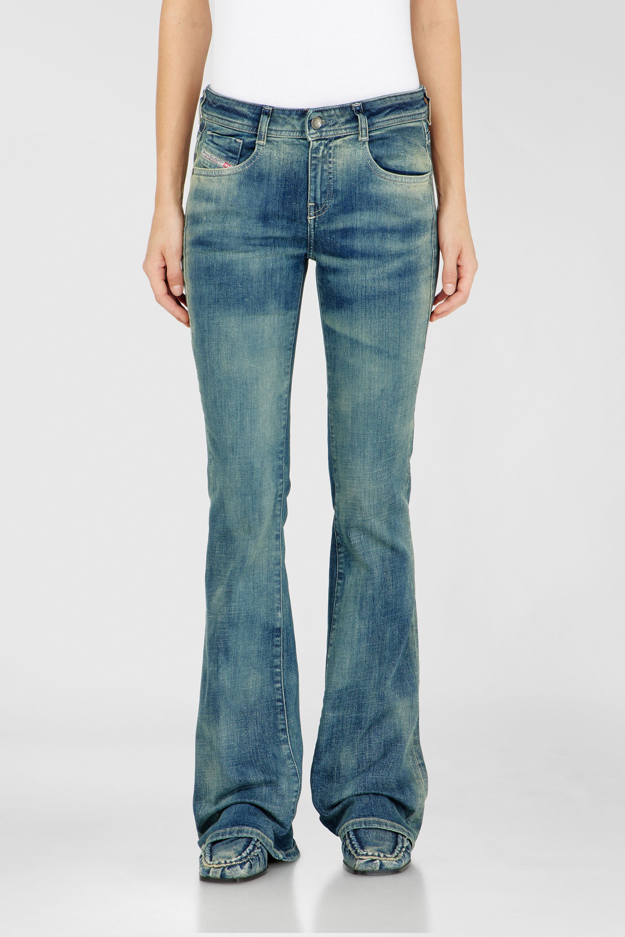 Diesel - Woman's Bootcut Jeans 1969 D-Ebbey 09P41, Medium blue - 4